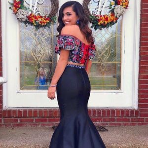 Meet your Posher, Andriana